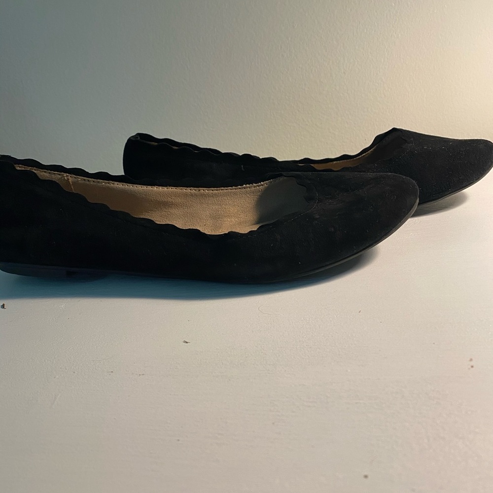 Black Crown Vintage Flats